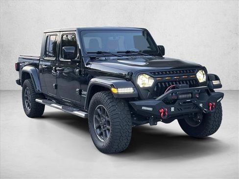 Used 2022 Jeep Gladiator Overland AWD/4WD image 2