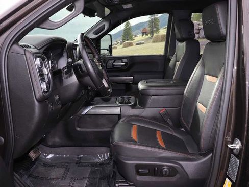 Used 2021 GMC Sierra 3500 AT4 w/ AT4 Premium Plus Package image 16