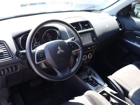 Used 2019 Mitsubishi Outlander Sport LE FWD image 9