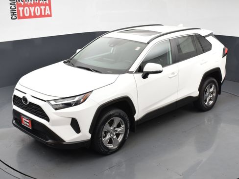 Used 2024 Toyota RAV4 XLE w/ Convenience Package AWD/4WD image 25