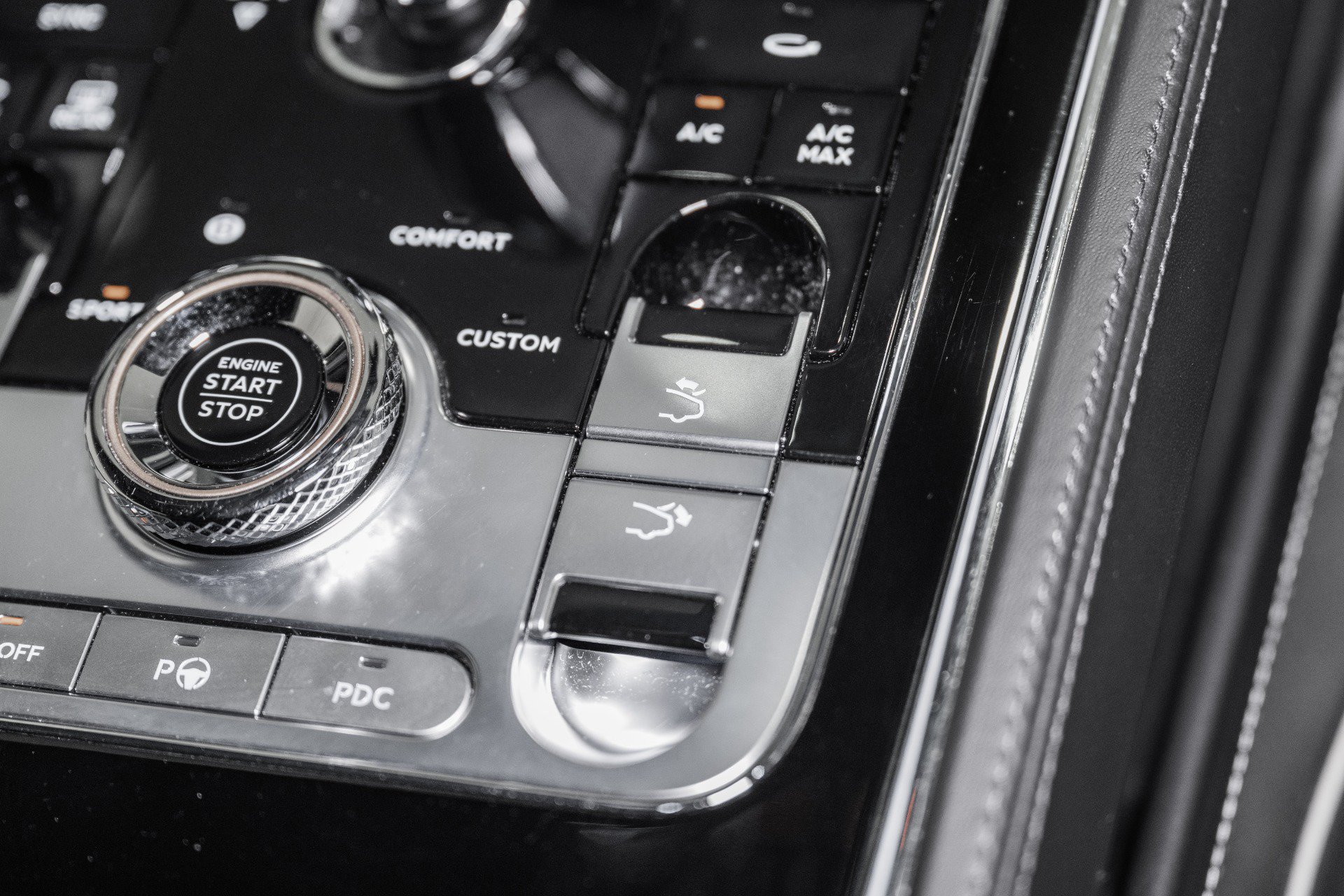 Certified 2020 Bentley Continental GT AWD/4WD image 40