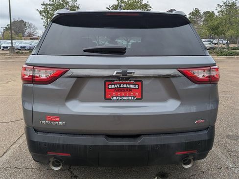 Used 2020 Chevrolet Traverse RS image 5