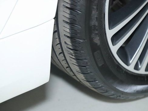 Used 2020 BMW 530i xDrive w/ Premium Package image 37