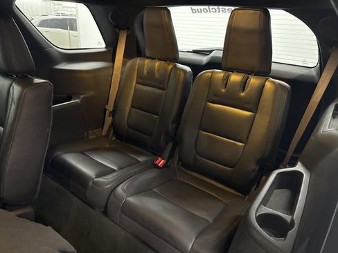 Used 2013 Ford Explorer Limited image 23