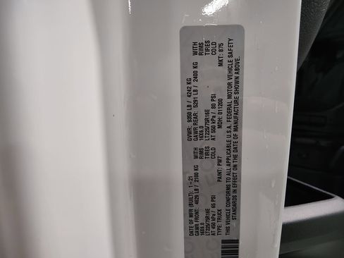 Used 2021 RAM ProMaster 3500 w/ Convenience Group image 19