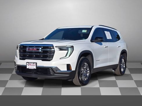 Used 2025 GMC Acadia Elevation FWD image 3