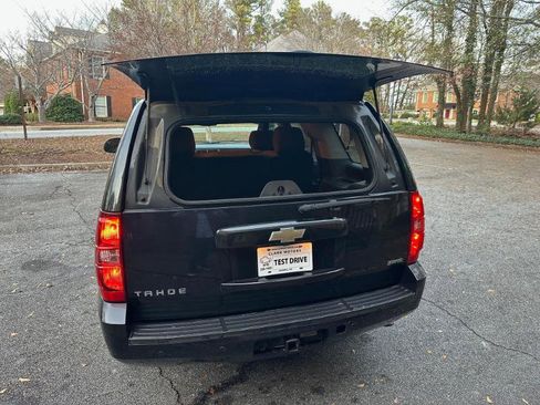 Used 2011 Chevrolet Tahoe LS w/ Convenience Package image 17