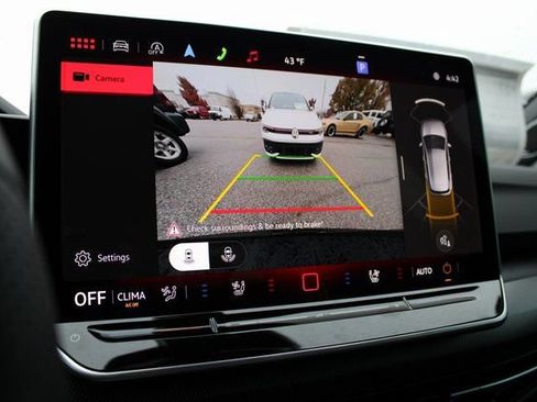 New 2026 Volkswagen GTI SE FWD image 3
