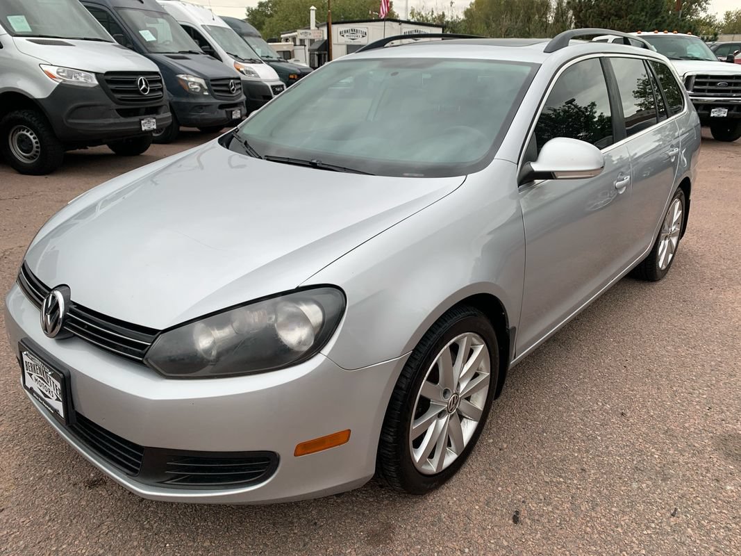 Used 2011 Volkswagen Jetta TDI FWD image 3
