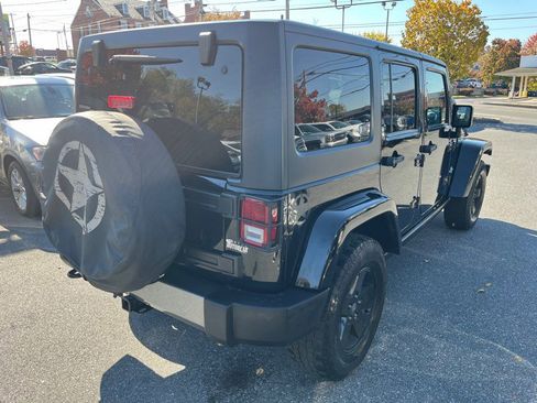 Used 2015 Jeep Wrangler Unlimited Sport image 5