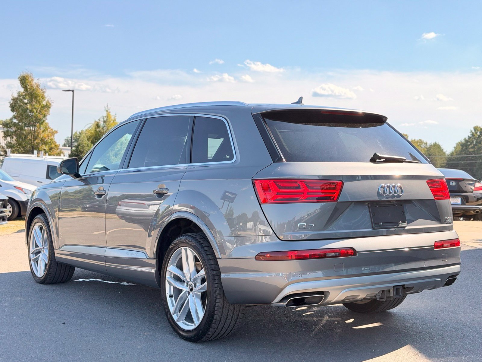 Used 2018 Audi Q7 3.0T Prestige w/ Prestige Package AWD/4WD image 16
