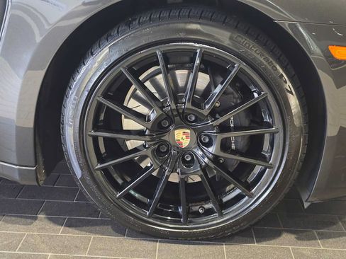 Used 2016 Porsche Panamera 4 AWD/4WD image 11