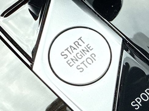 Used 2021 BMW X7 xDrive40i w/ M Sport Package image 35