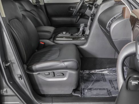 Used 2024 Nissan Armada Platinum w/ Captain's Chairs Package image 48