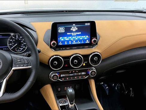 New 2025 Nissan Sentra SV w/ SV Premium Package image 8