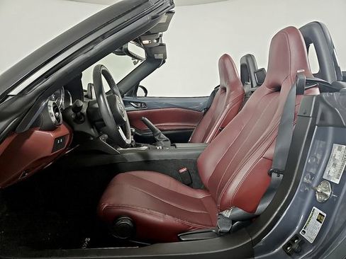 Used 2020 MAZDA MX-5 Miata Grand Touring image 11