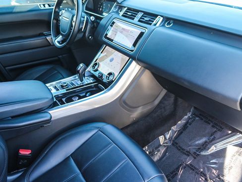 Used 2022 Land Rover Range Rover Sport HSE Dynamic image 17