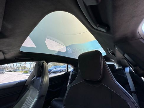 Used 2025 Porsche Taycan 4S image 23