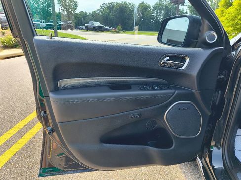 Used 2019 Dodge Durango R/T w/ Blacktop Package image 9