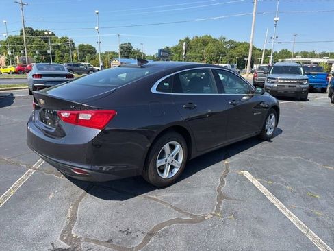Used 2023 Chevrolet Malibu LT FWD image 7