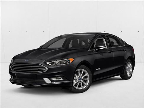 Used 2018 Ford Fusion SE FWD image 1