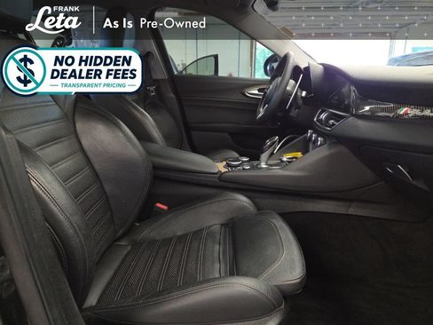 Used 2017 Alfa Romeo Giulia Ti w/ TI 19" Sport Package RWD image 22