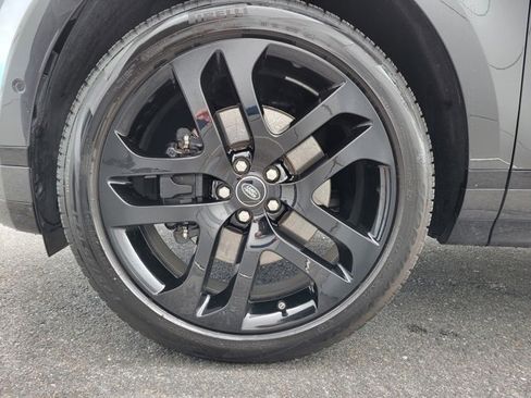 Used 2026 Land Rover Range Rover Evoque Dynamic SE image 17