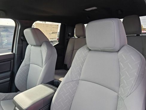 New 2025 Toyota Tacoma SR5 image 12