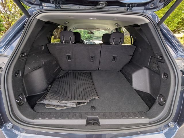 Used 2018 Chevrolet Equinox LT FWD image 31