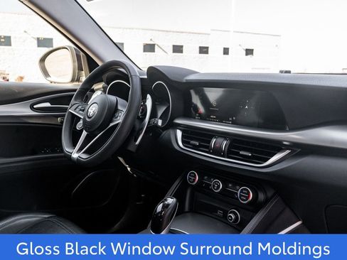 Used 2018 Alfa Romeo Stelvio Sport w/ Quick Order Package 22J Sport image 12