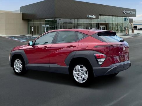 New 2026 Hyundai Kona SE image 4