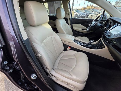 Used 2017 Buick Envision Essence image 25