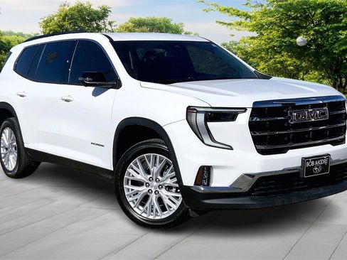 Used 2024 GMC Acadia Elevation w/ LPO, Floor Liner Package image 3