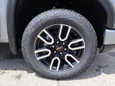 New 2026 GMC Sierra 1500 AT4 AWD/4WD image 34