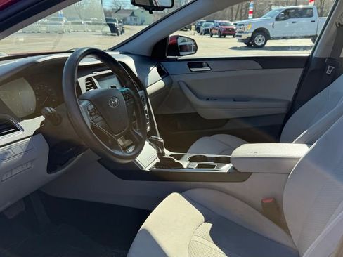 Used 2016 Hyundai Sonata SE image 19