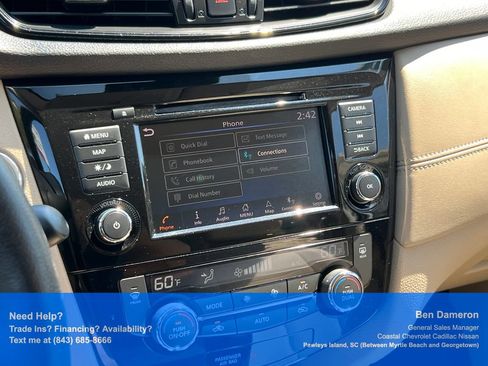 Used 2019 Nissan Rogue SL w/ Premium Package FWD image 37