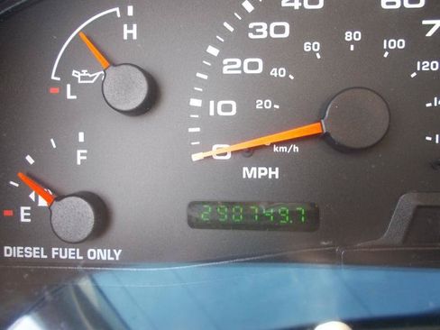 Used 2004 Ford F350 Lariat AWD/4WD image 35