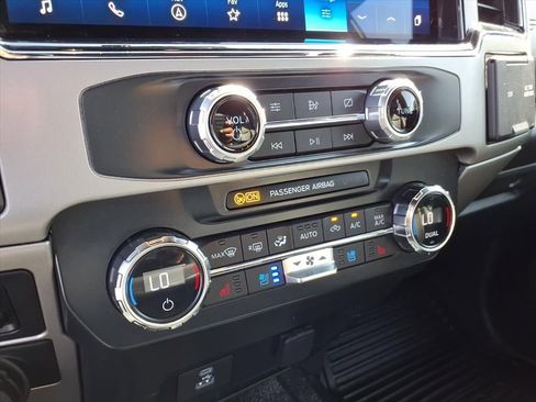 Used 2022 Ford F450 Lariat w/ Lariat Ultimate Package image 6