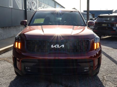 Used 2024 Kia Telluride SX Prestige X-Line AWD/4WD image 2