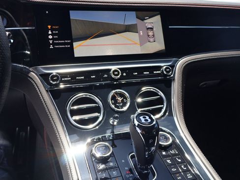 Certified 2020 Bentley Continental GT V8 AWD/4WD image 19