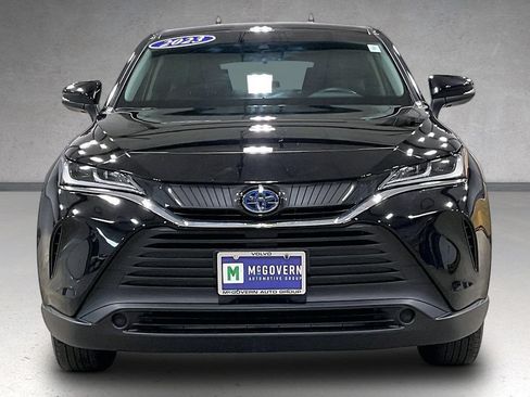 Used 2023 Toyota Venza LE AWD/4WD image 2