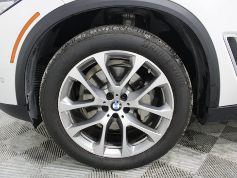Used 2019 BMW X5 xDrive40i w/ Convenience Package AWD/4WD image 33