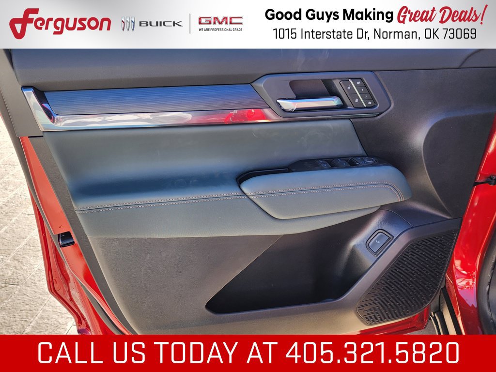New 2026 GMC Terrain AT4 w/ Convenience Package III AWD/4WD image 13