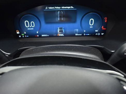 Used 2024 Ford Escape Platinum image 15