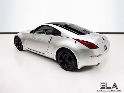 Used 2008 Nissan 350Z Enthusiast w/ Cargo Convenience Pkg RWD image 5