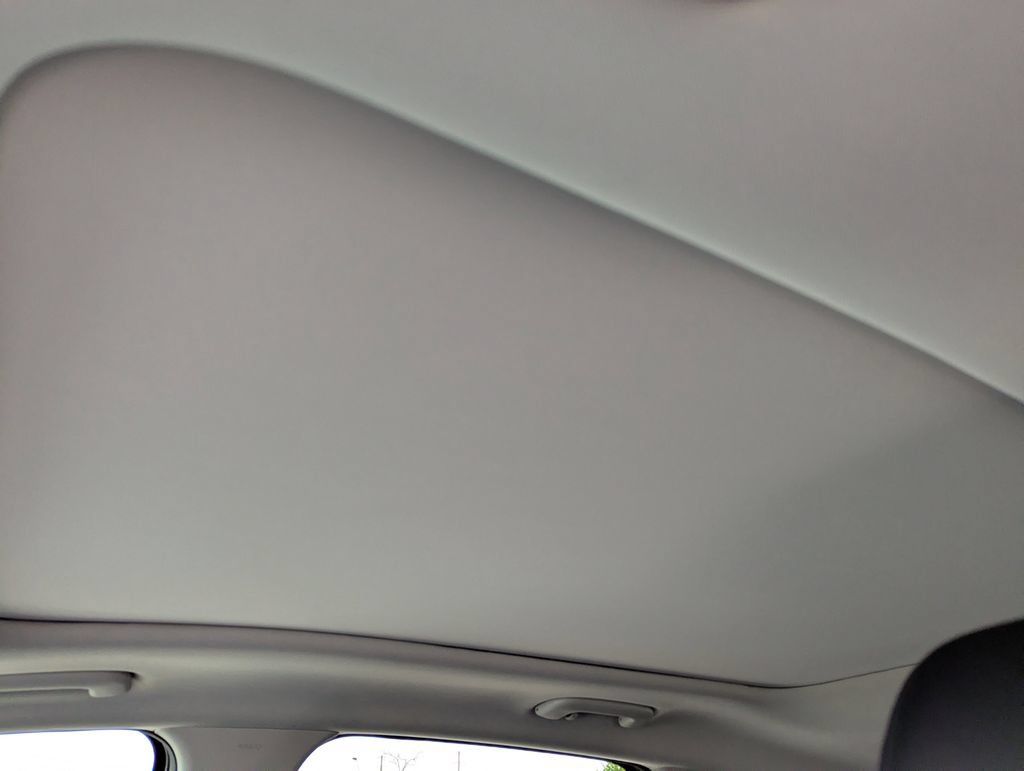 New 2026 Kia Sportage SX FWD image 23