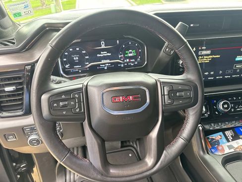 Used 2025 GMC Sierra 2500 AT4X AWD/4WD image 26