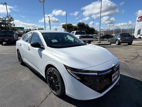 New 2026 Nissan Sentra SR image 2