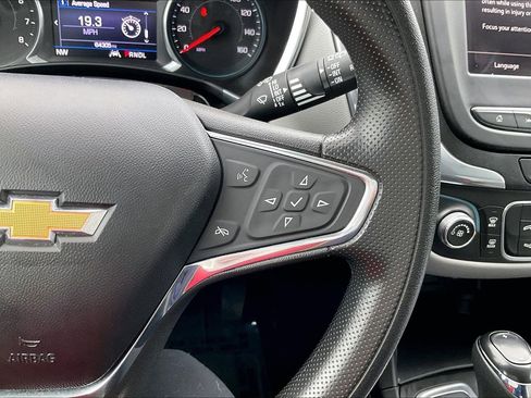 Certified 2020 Chevrolet Equinox LT image 19