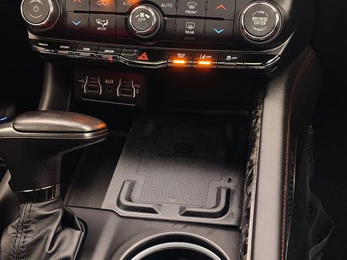 Used 2023 Dodge Durango R/T AWD/4WD image 43